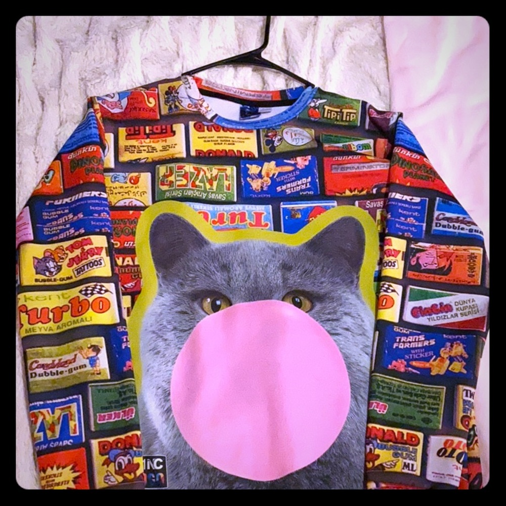 Long sleeve bubblegum cat shirt☺️